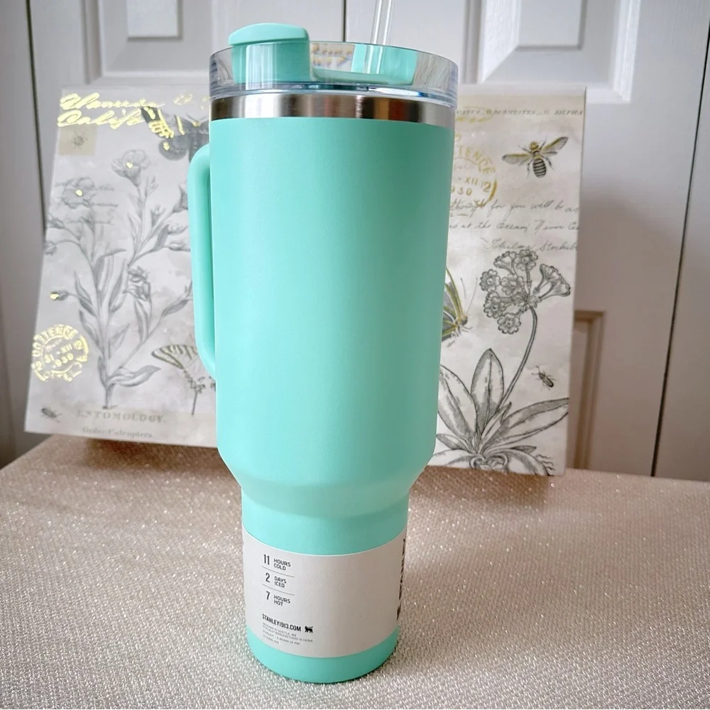 Stanley 40 oz Mint Julep Green Flowstate Quencher H2.0 Insulated Handle Tumbler - Picture 10 of 15